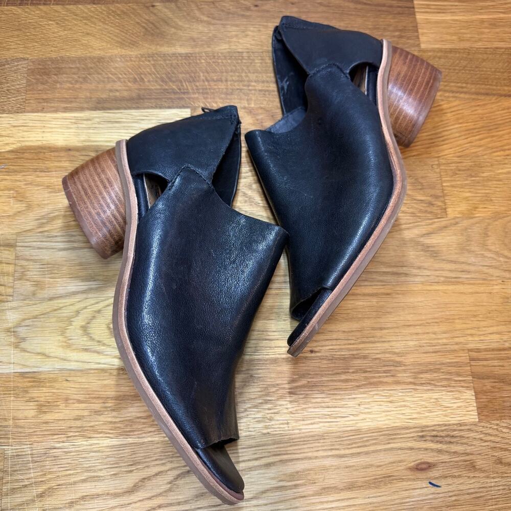 Sofft Carleigh Peep Toe Booties Shoes Women's 9.5 Black Leather Cut Out Open Toe
